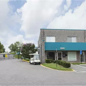 Alternate Beauty Image - Extra Space Storage at 14159 Mariah Ct, Chantilly, VA 20151