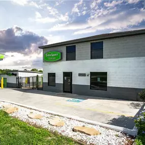 Beauty Image - Extra Space Storage at 10802 Ih 37 Access, Corpus Christi, TX 78410