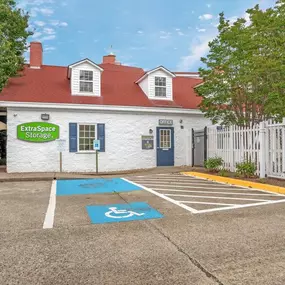 Alternate Beauty Image - Extra Space Storage at 1621 Huguenot Rd, Midlothian, VA 23113