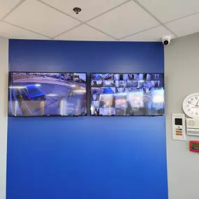 3865_Merchandise Wall