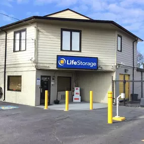 3056_Alternate Beauty Image