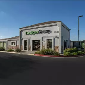 Beauty Image - Extra Space Storage at 9252 E Guadalupe Rd, Mesa, AZ 85212