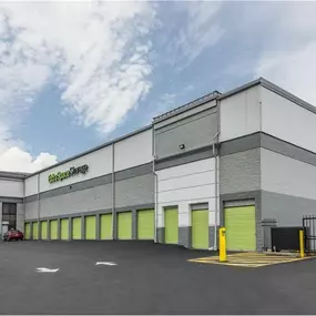 Alternate Beauty Image - Extra Space Storage at 1001 US-9, Parlin, NJ 08859