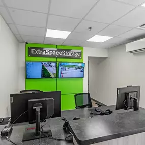 Office - Extra Space Storage at 1376 NW Summercrest Blvd, Burleson, TX 76028