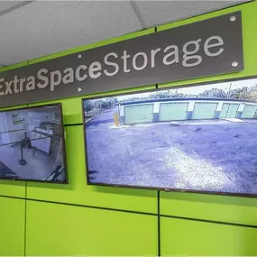 Security Screens - Extra Space Storage at 3569 E Main St, Columbus, OH 43213
