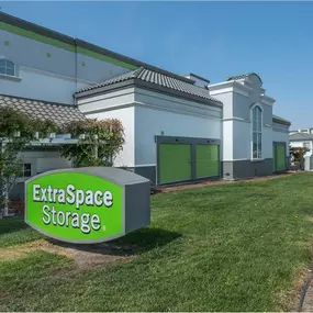 Alternate Beauty Image - Extra Space Storage at 3939 Castro Valley Blvd, Castro Valley, CA 94546