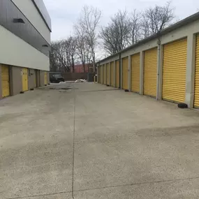 3034_Exterior Units