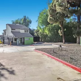 Beauty Image - Extra Space Storage at 775 S Mills Ave, Claremont, CA 91711