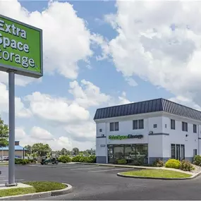 Beauty Image - Extra Space Storage at 588 Route 38 E, Maple Shade, NJ 08052