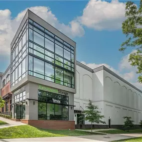Beauty Image - Extra Space Storage at 1010 E 10th St, Charlotte, NC 28204
