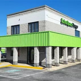 Beauty Image - Extra Space Storage at 9810 Pulaski Hwy, Middle River, MD 21220