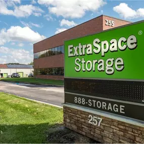 Beauty Image - Extra Space Storage at 257 Spencer Rd, St Peters, MO 63376