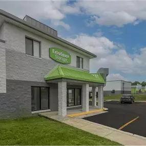 Alternate Beauty Image - Extra Space Storage at 5851 King Centre Dr, Alexandria, VA 22315
