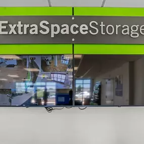 2058 - Security Screens