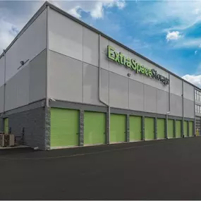 Beauty Image - Extra Space Storage at 1711 W Edgar Rd, Linden, NJ 07036