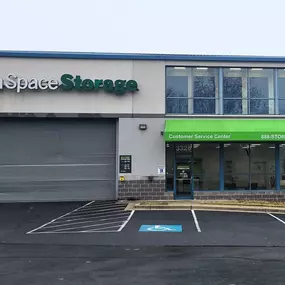 Beauty Image - Extra Space Storage at 3320 Bladensburg Rd, Brentwood, MD 20722