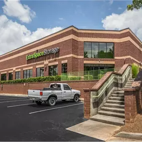 Beauty Image - Extra Space Storage at 5110 McGinnis Ferry Rd, Alpharetta, GA 30005