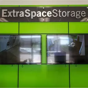 Security Screens - Extra Space Storage at 5415 NE Antioch Rd, Kansas City, MO 64119