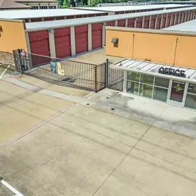 Beauty Image - Extra Space Storage at 30690 Aldine Westfield Rd, Spring, TX 77386