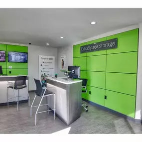 Office - Extra Space Storage at 660 W Acacia Ave, Hemet, CA 92543