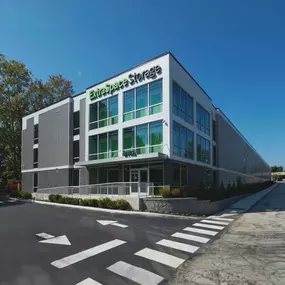 Beauty Image - Extra Space Storage at 10 E South Ave, Glenolden, PA 19036