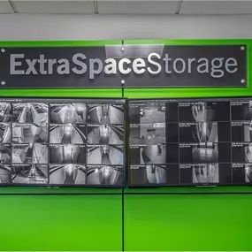 Security Screens - Extra Space Storage at 10800 Central Ave, Chicago Ridge, IL 60415