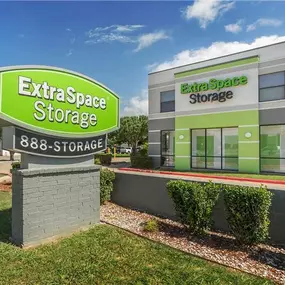 Beauty Image - Extra Space Storage at 2416 Lakeview Pkwy, Rowlett, TX 75088