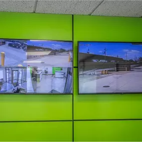 Security Screens - Extra Space Storage at 7679 Mentor Ave, Mentor, OH 44060