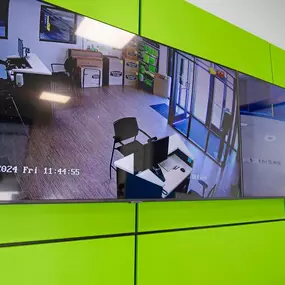 6033 - Security Screens