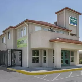 Alternate Beauty Image - Extra Space Storage at 2580 Monument Blvd, Concord, CA 94520