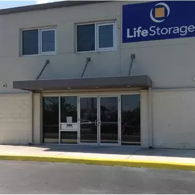 Alternate Beauty Image - Extra Space Storage at 1491 N Hairston Rd, Stone Mountain, GA 30083
