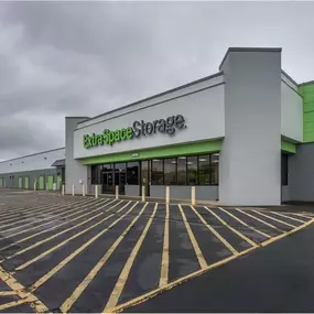 Alternate Beauty Image - Extra Space Storage at 643 N Expressway, Griffin, GA 30223