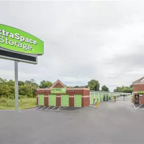 Beauty Image - Extra Space Storage at 7301 Winchester Rd, Memphis, TN 38125