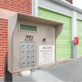 Keypad - Extra Space Storage at 7301 Winchester Rd, Memphis, TN 38125