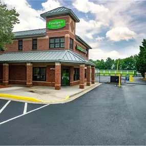 Beauty Image - Extra Space Storage at 855 N Main St, Alpharetta, GA 30009