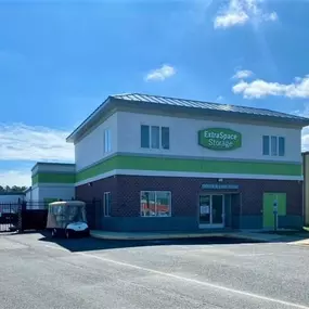 Beauty Image - Extra Space Storage at 659 Woodlake Dr, Chesapeake, VA 23320
