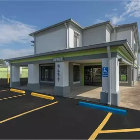 Alternate Beauty Image - Extra Space Storage at 4649 Kirby Pkwy, Memphis, TN 38141