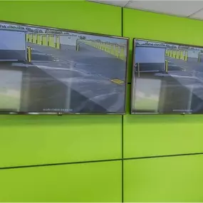 Security Screens - Extra Space Storage at 4649 Kirby Pkwy, Memphis, TN 38141