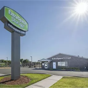 Alternate Beauty Image - Extra Space Storage at 2201 Crows Landing Rd, Modesto, CA 95358