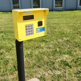 3452_Gate