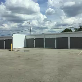 3862_Exterior Units