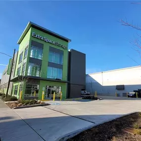 Beauty Image - Extra Space Storage at 1430 N 130th St, Seattle, WA 98133