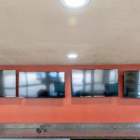 2043 - Security Screens