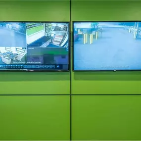 Security Screens - Extra Space Storage at 1960 Veterans Memorial Hwy, Islandia, NY 11749