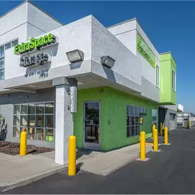 Beauty Image - Extra Space Storage at 7400 Coldwater Canyon Ave, North Hollywood, CA 91605