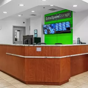 Office - Extra Space Storage at 615 S Wabash Ave, Chicago, IL 60605