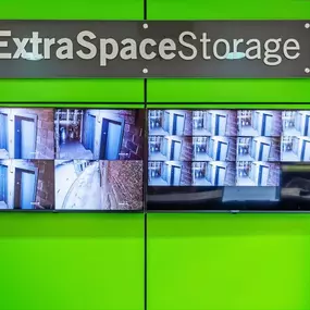 Security Screens - Extra Space Storage at 615 S Wabash Ave, Chicago, IL 60605