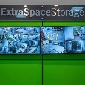 Security Screens - Extra Space Storage at 4866 Tchoupitoulas St, New Orleans, LA 70115