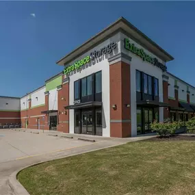 Alternate Beauty Image - Extra Space Storage at 890 Chattahoochee Ave NW, Atlanta, GA 30318