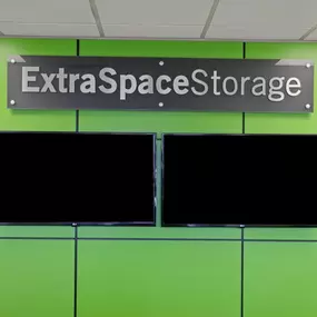 1560 - Security Screens
